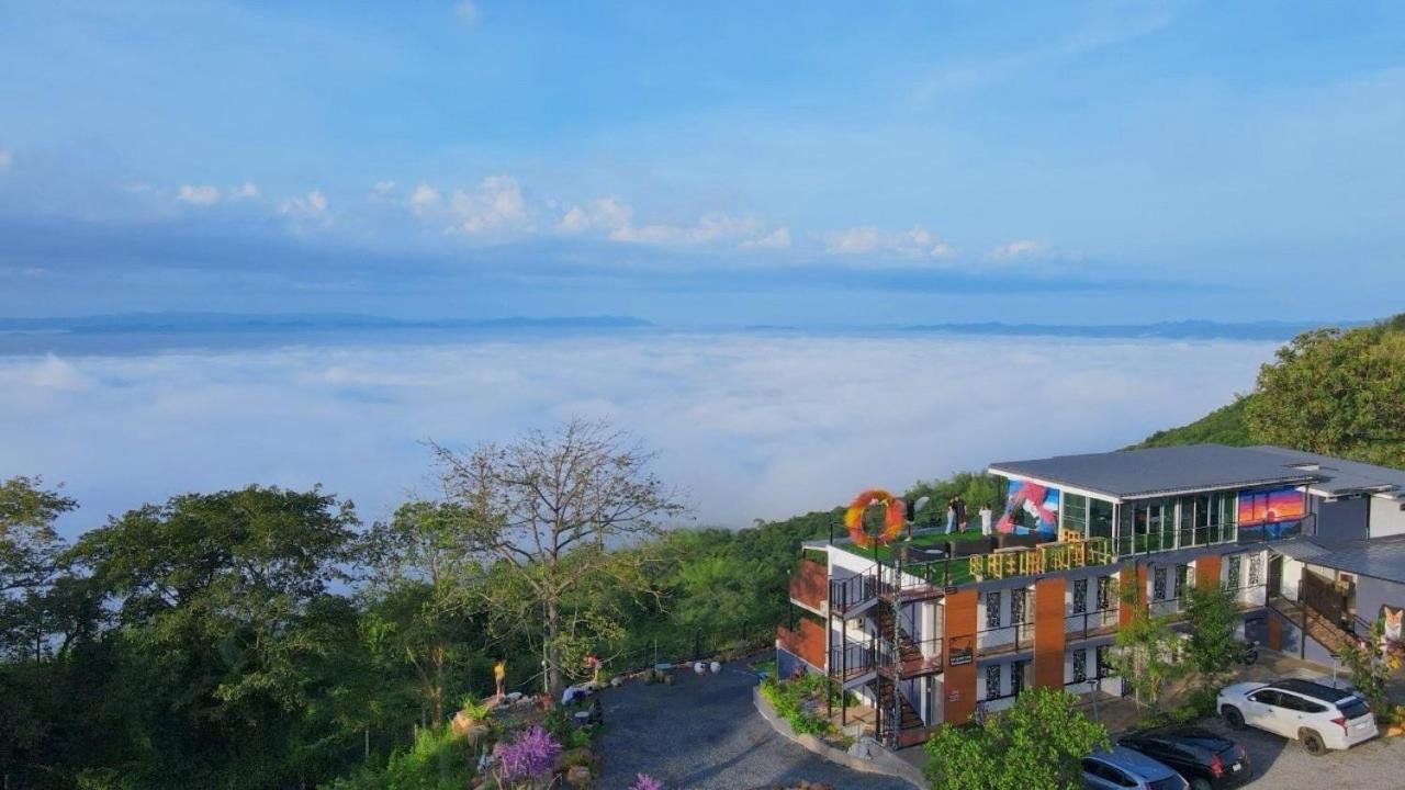 The Cloud View วิวเหนือเมฆแคมป์ ที่พักวิวสวยเขายายเที่ยง Hotel Ban Wang Sai Exterior photo